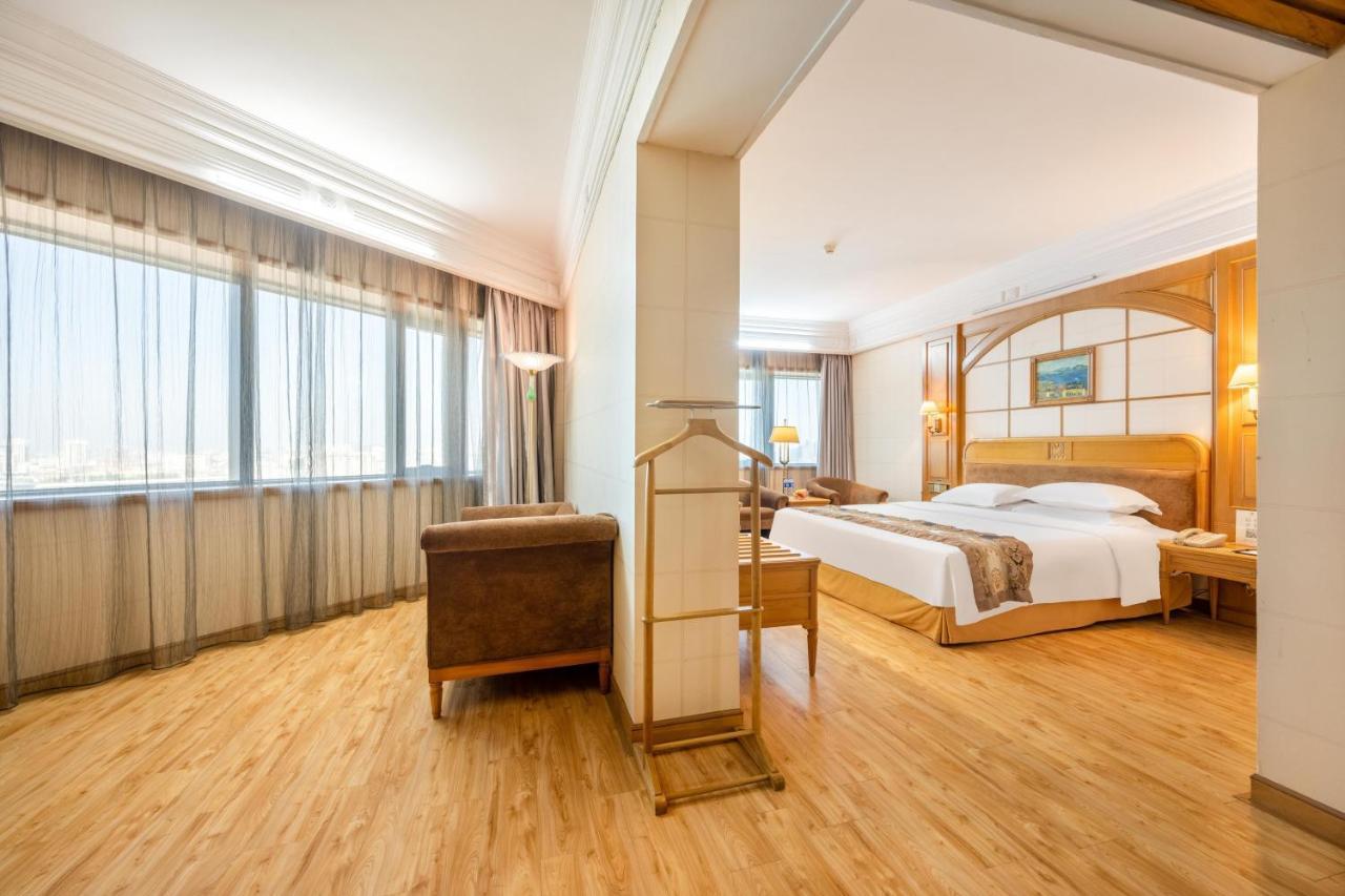 Hotel Silverland Dongguan  Exterior foto